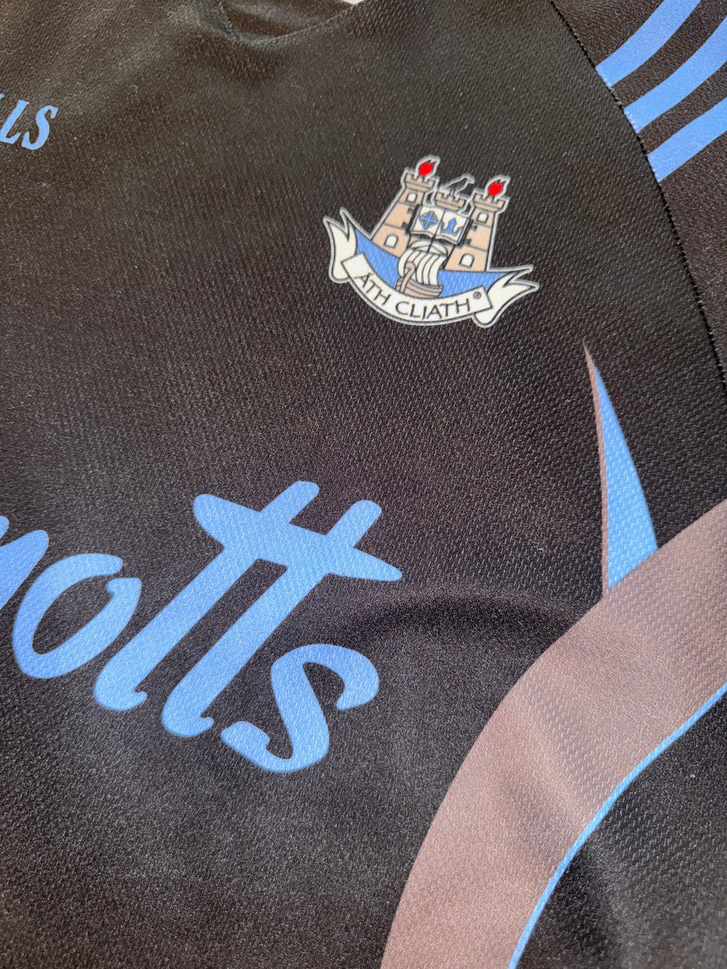 Dublin GAA Training Jersey - O’Neills - Size Large