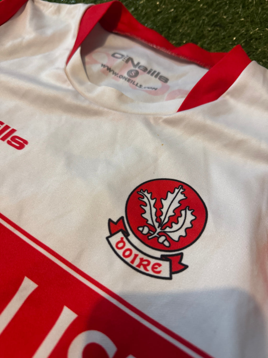 Derry GAA Vest - Size Small - O’Neills