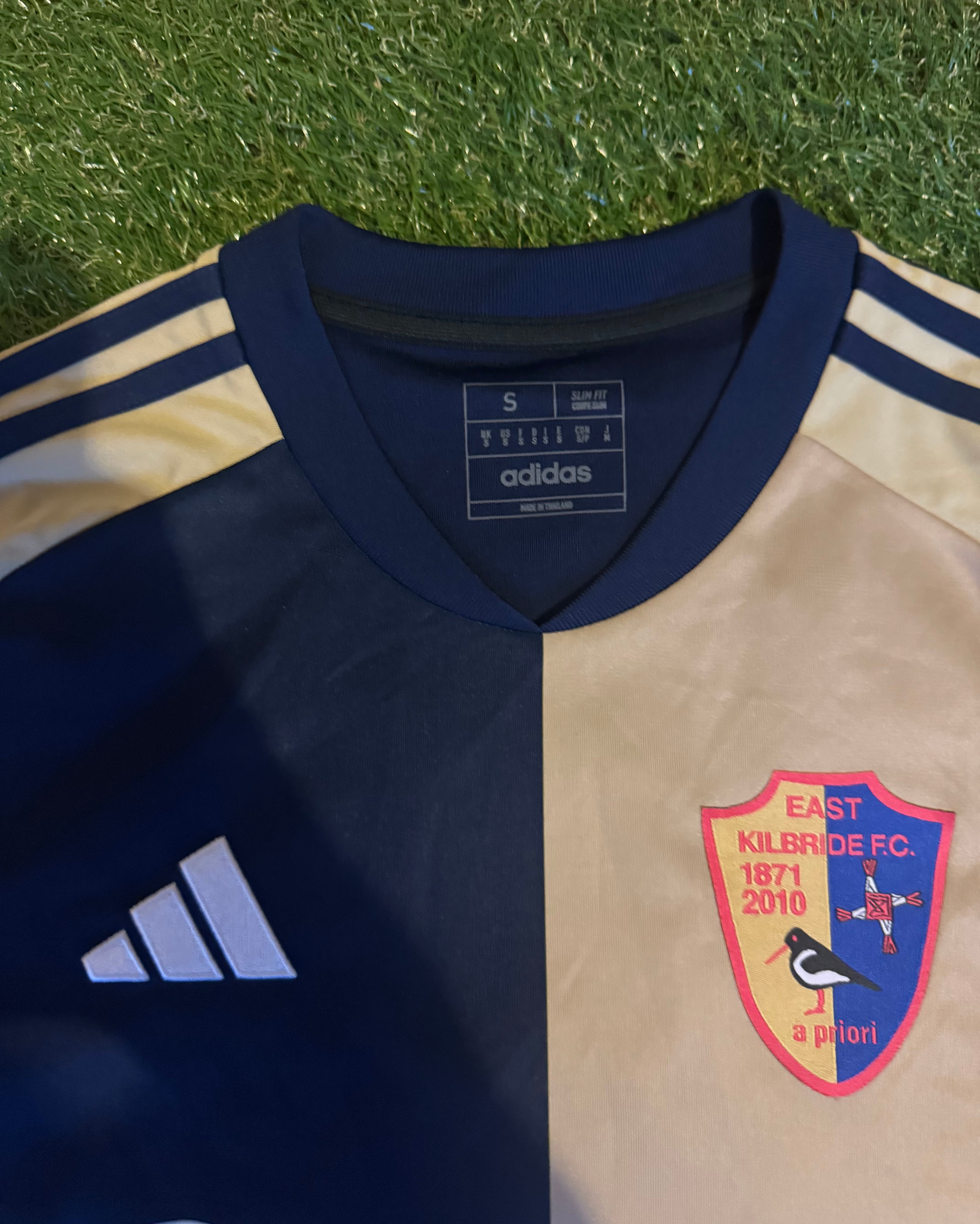 East Kilbride (Scotland League Two Club) Adidas Jersey - Size Small - No. 10