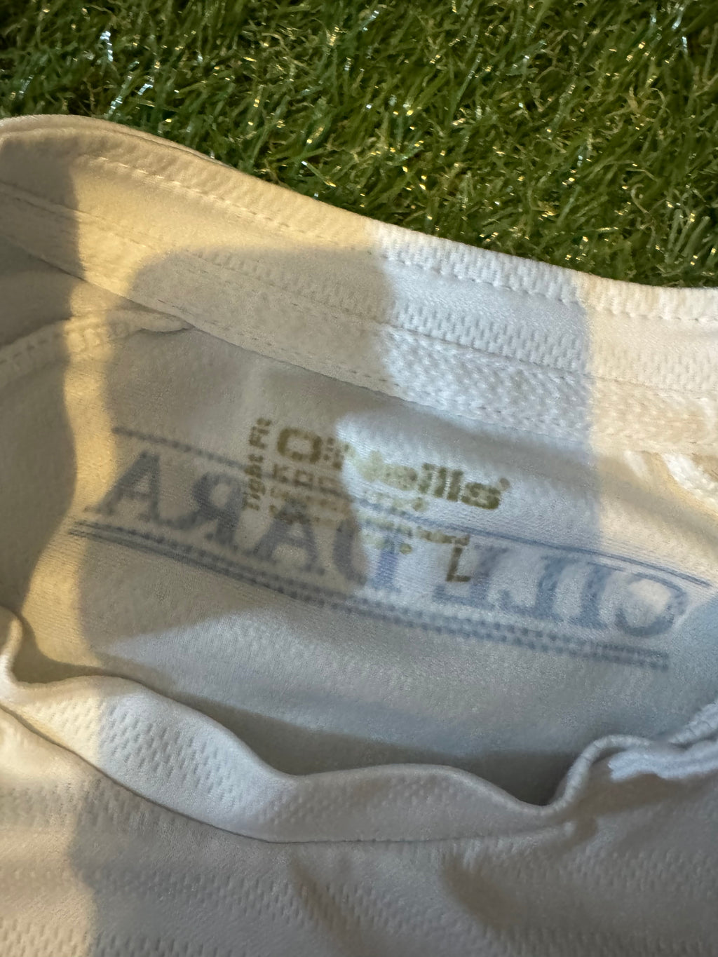 Kildare GAA Jersey - O’Neills Size Large Tight Fit