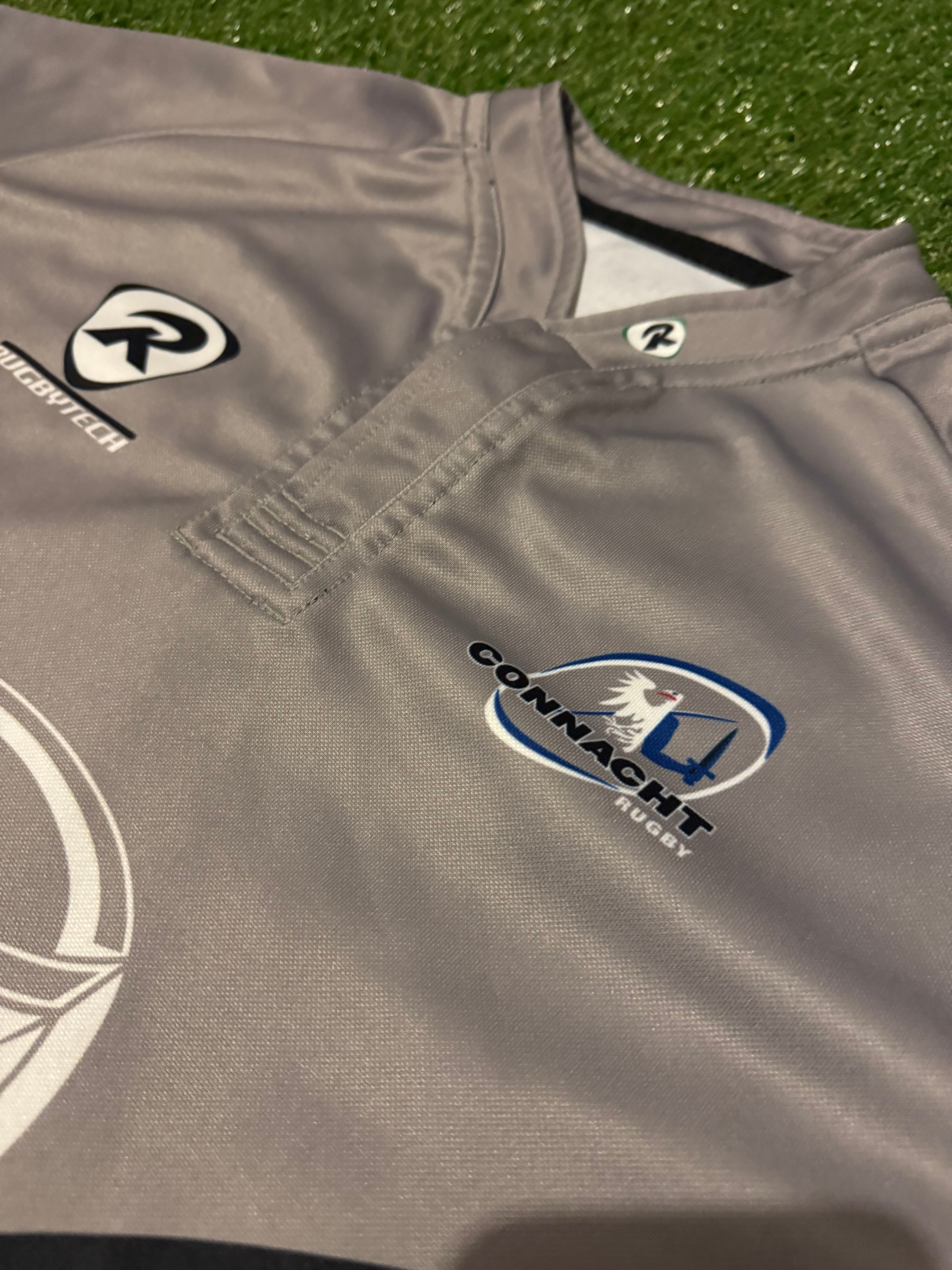 Vintage Connacht Rugby Jersey - Size XL