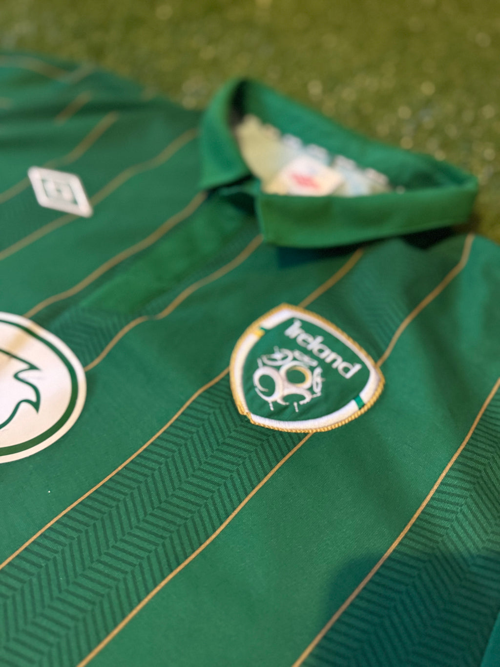 Ireland 2011/12 Home Shirt | Size XL | Umbro
