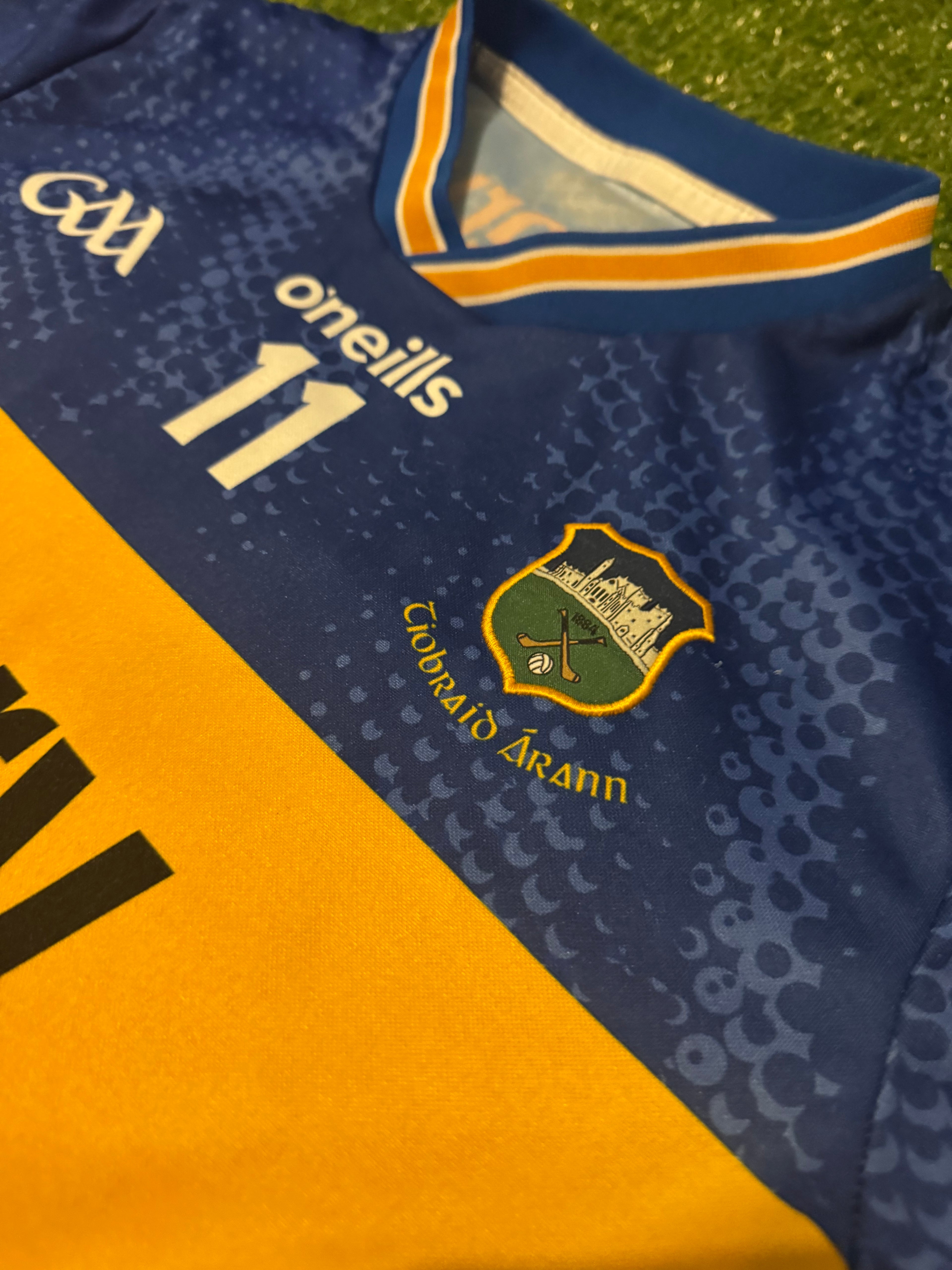 Tipperary No.11 GAA Jersey - O’Neills - Medium Tight Fit