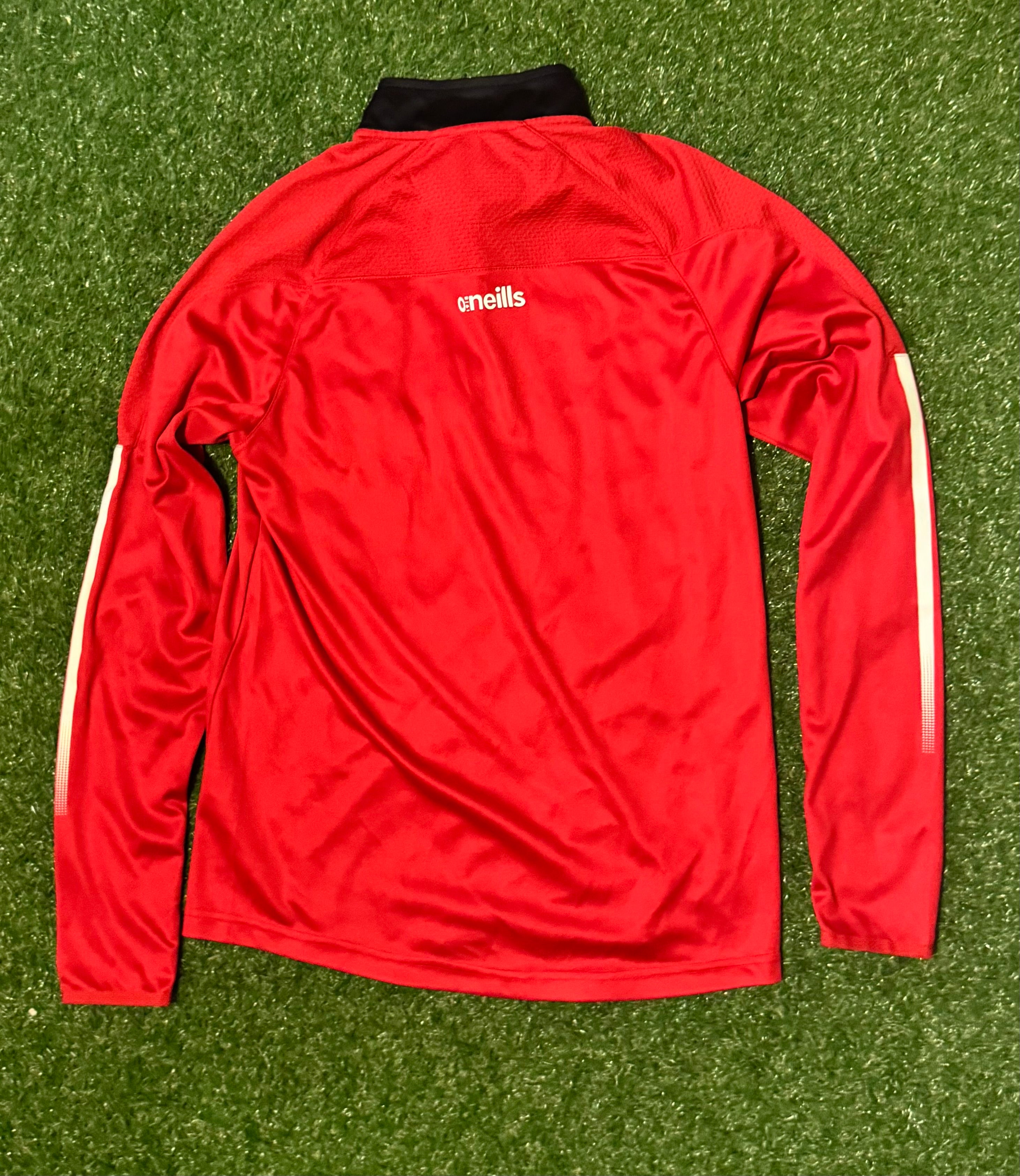 Player Issue Derry GAA Half Zip - Size Small