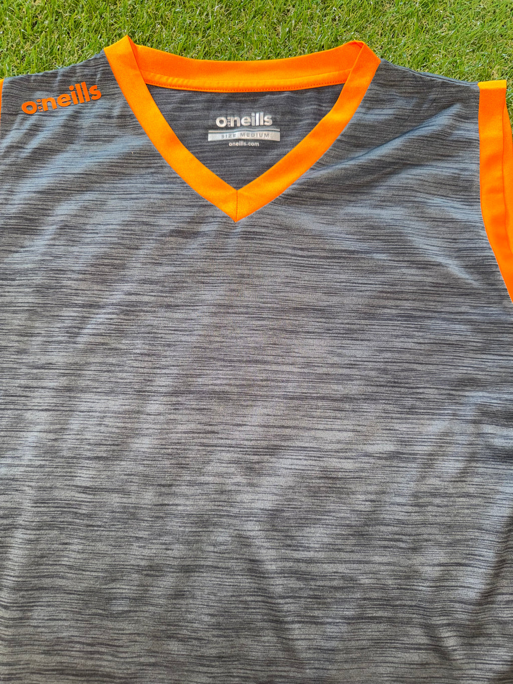 O’Neills Size M Sleeveless GAA Training Jersey