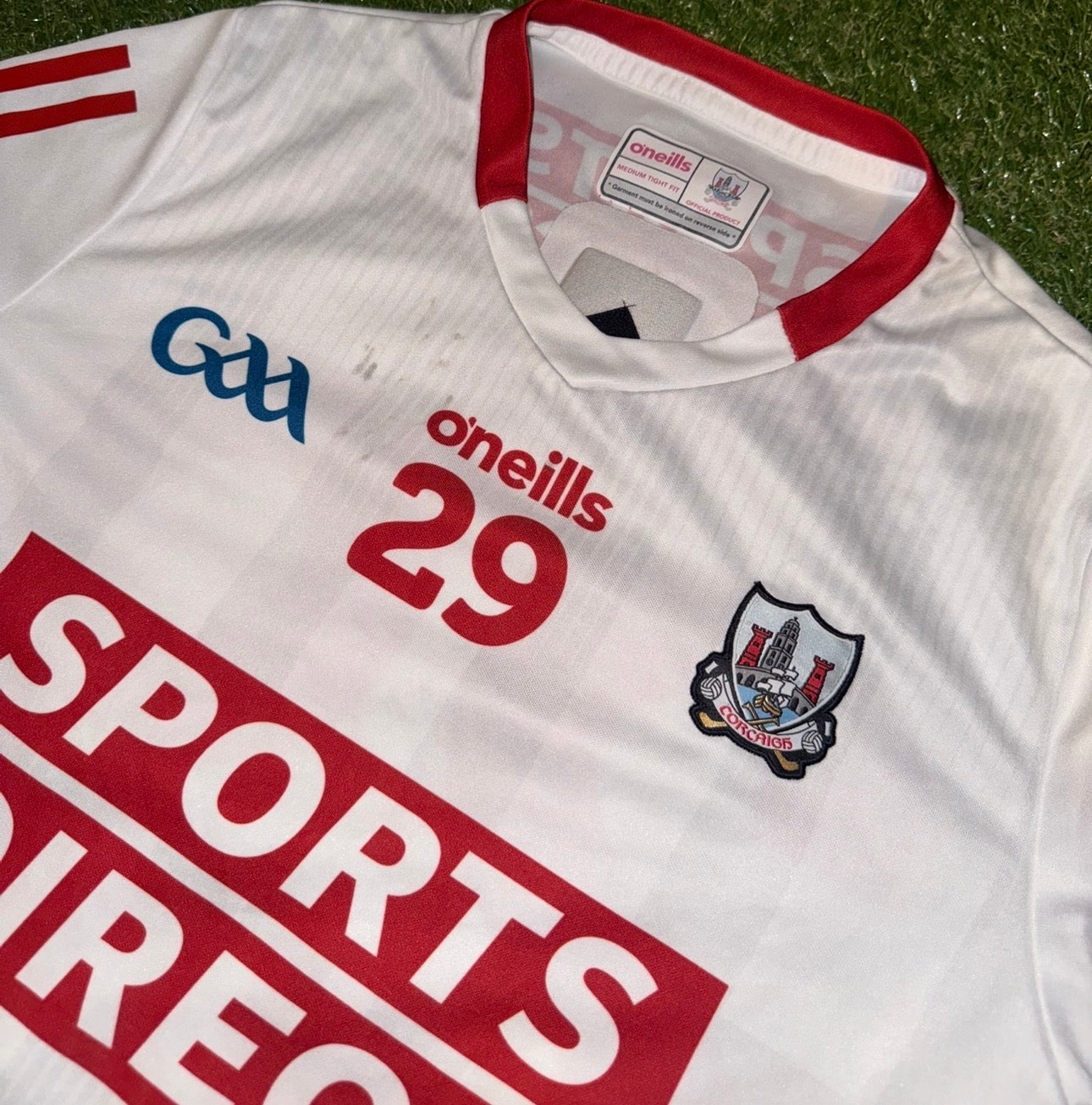 Cork GAA Jersey - Medium Tight Fit XL- GPS Pouch - O’Neills