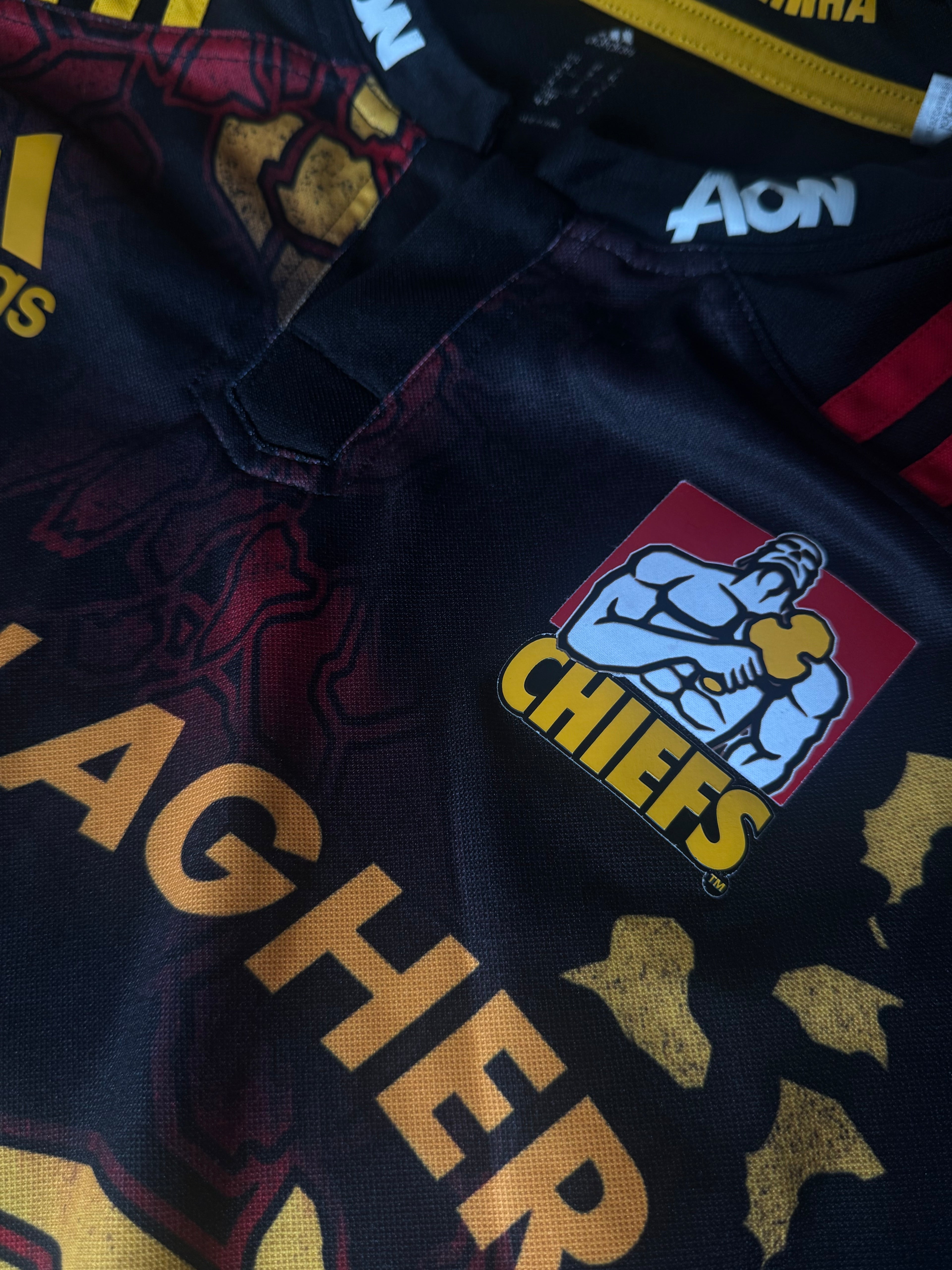 Chiefs (New Zealand) Adidas Rugby Jersey - Size Medium