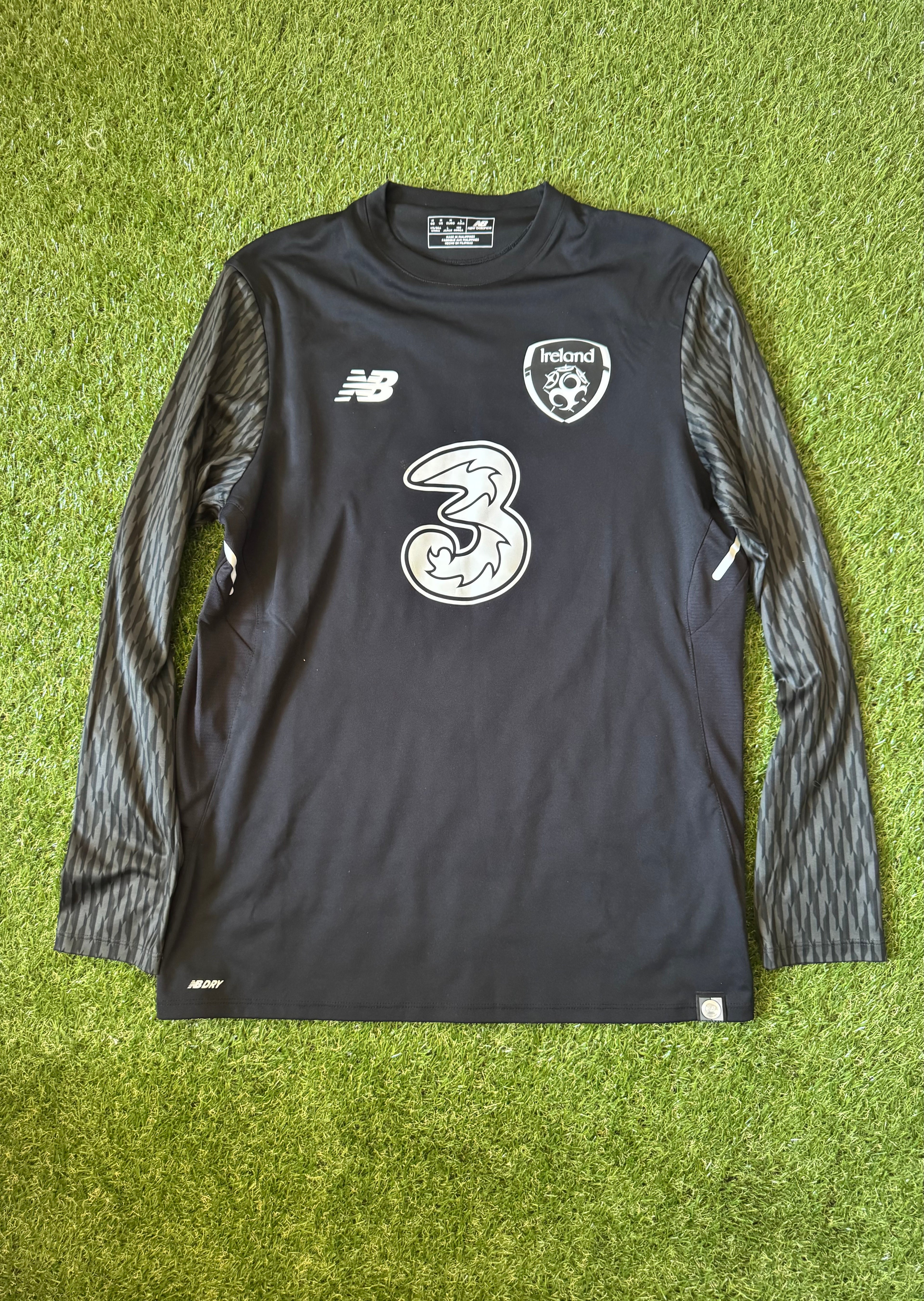 Ireland Football Goalkeeper Jersey | Size M - New Balance