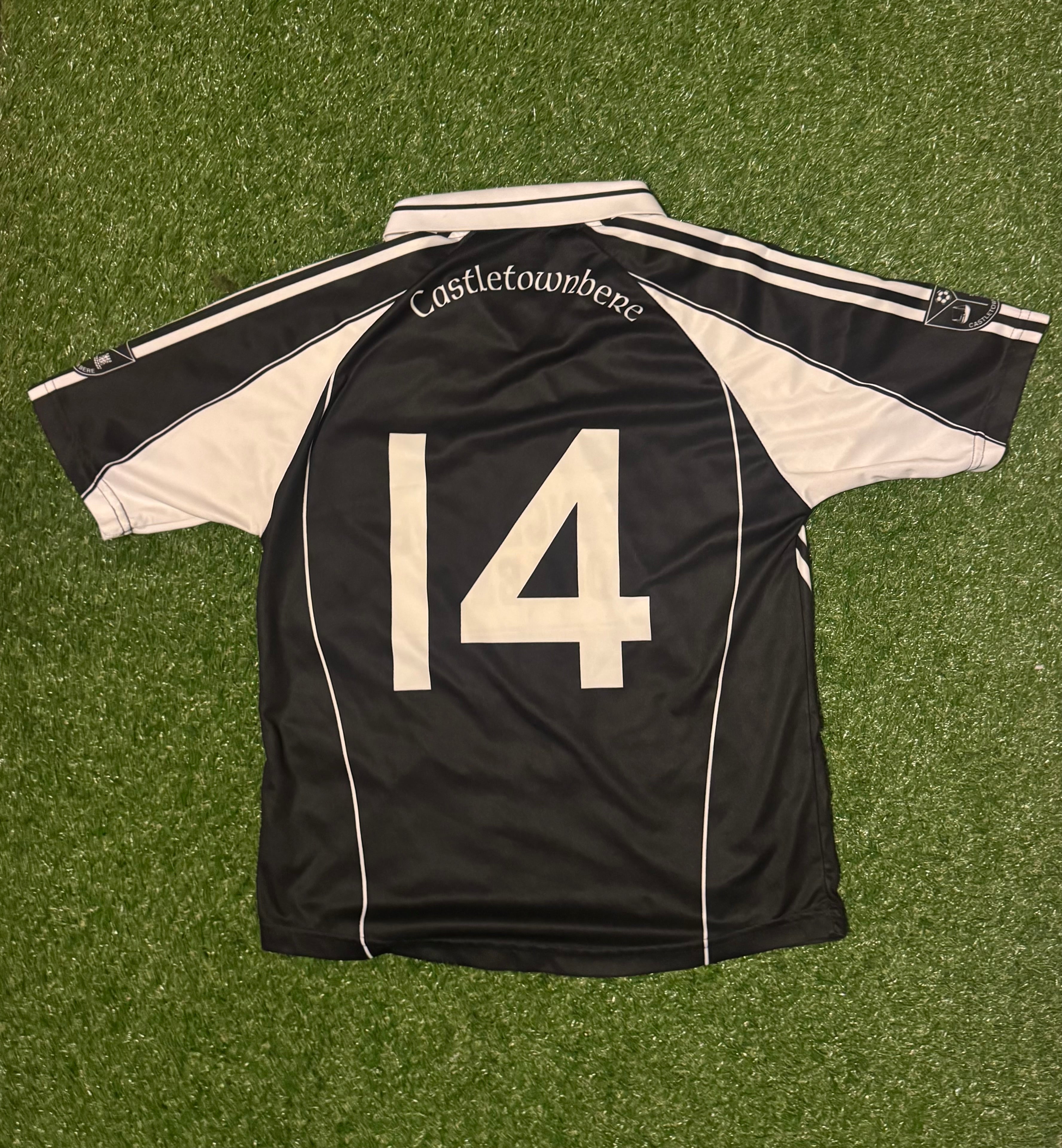 O’Neills Size Small Castletownbere GAA Jersey - No.14