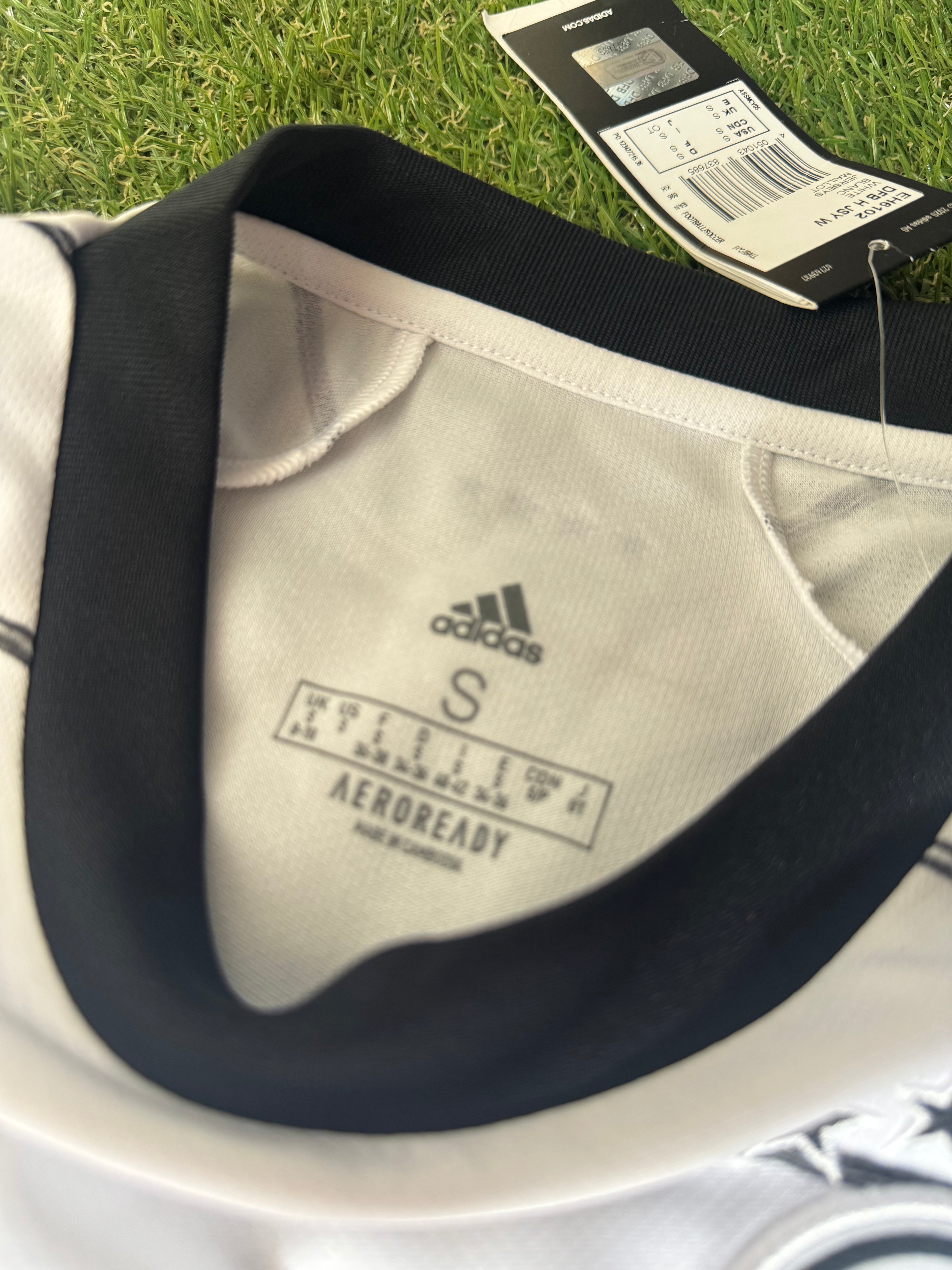 Adult Women Fit Size Small (8-10) Germany Adidas Football Jersey