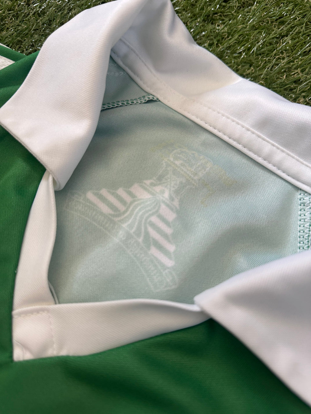 Limerick GAA Alternative Jersey - Large Tight Fit