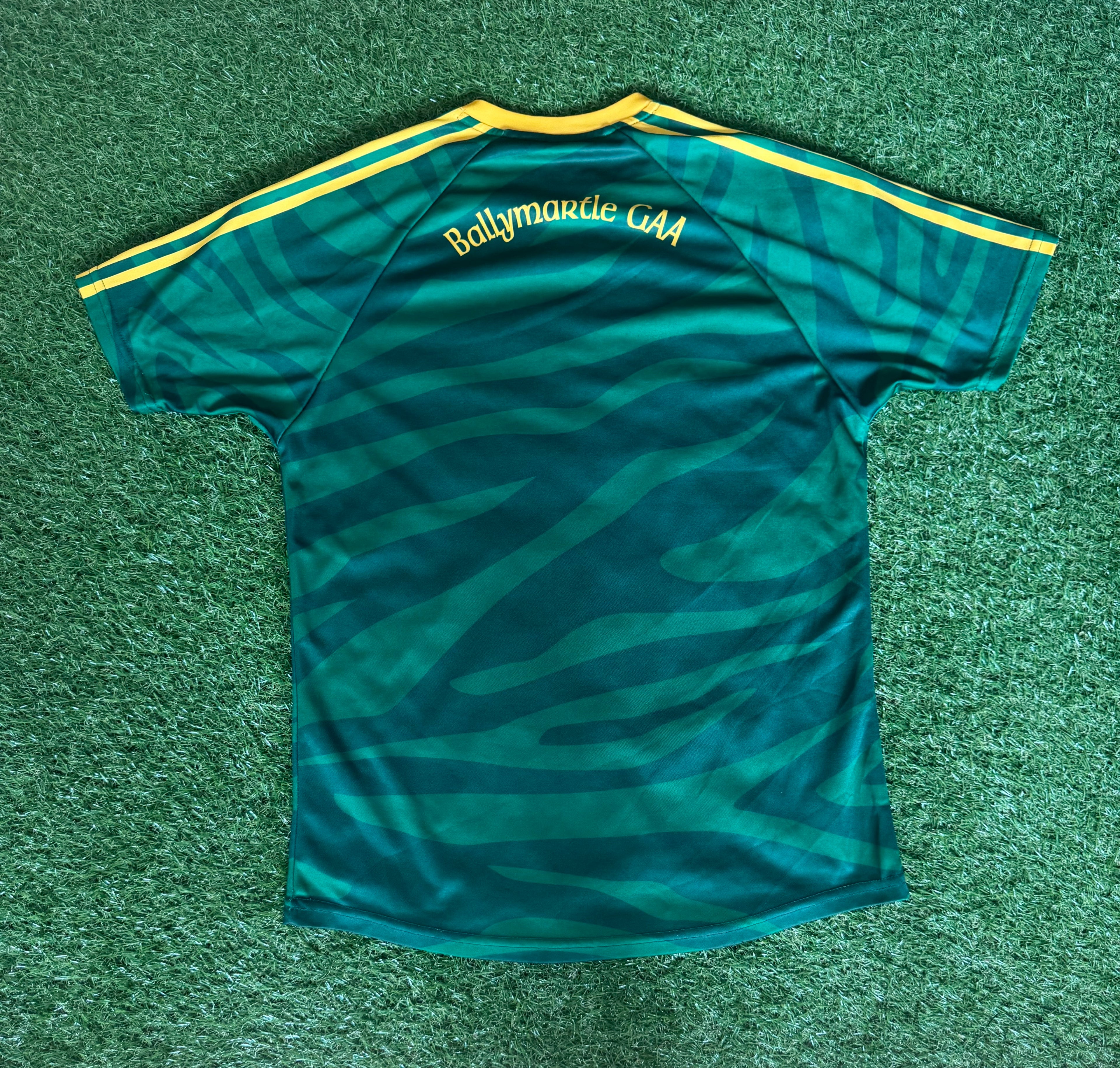 Ballymartin GAA Jersey - O’Neills - Size Large Tight Fit