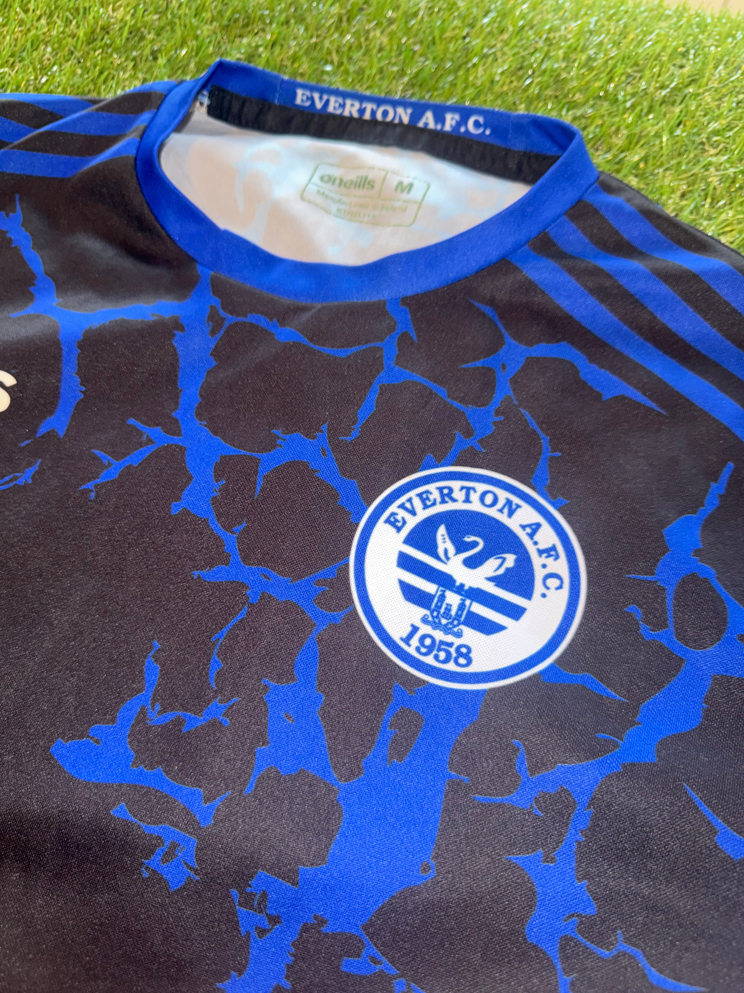 Everton AFC (Cork) Jersey - O’Neills Size Medium