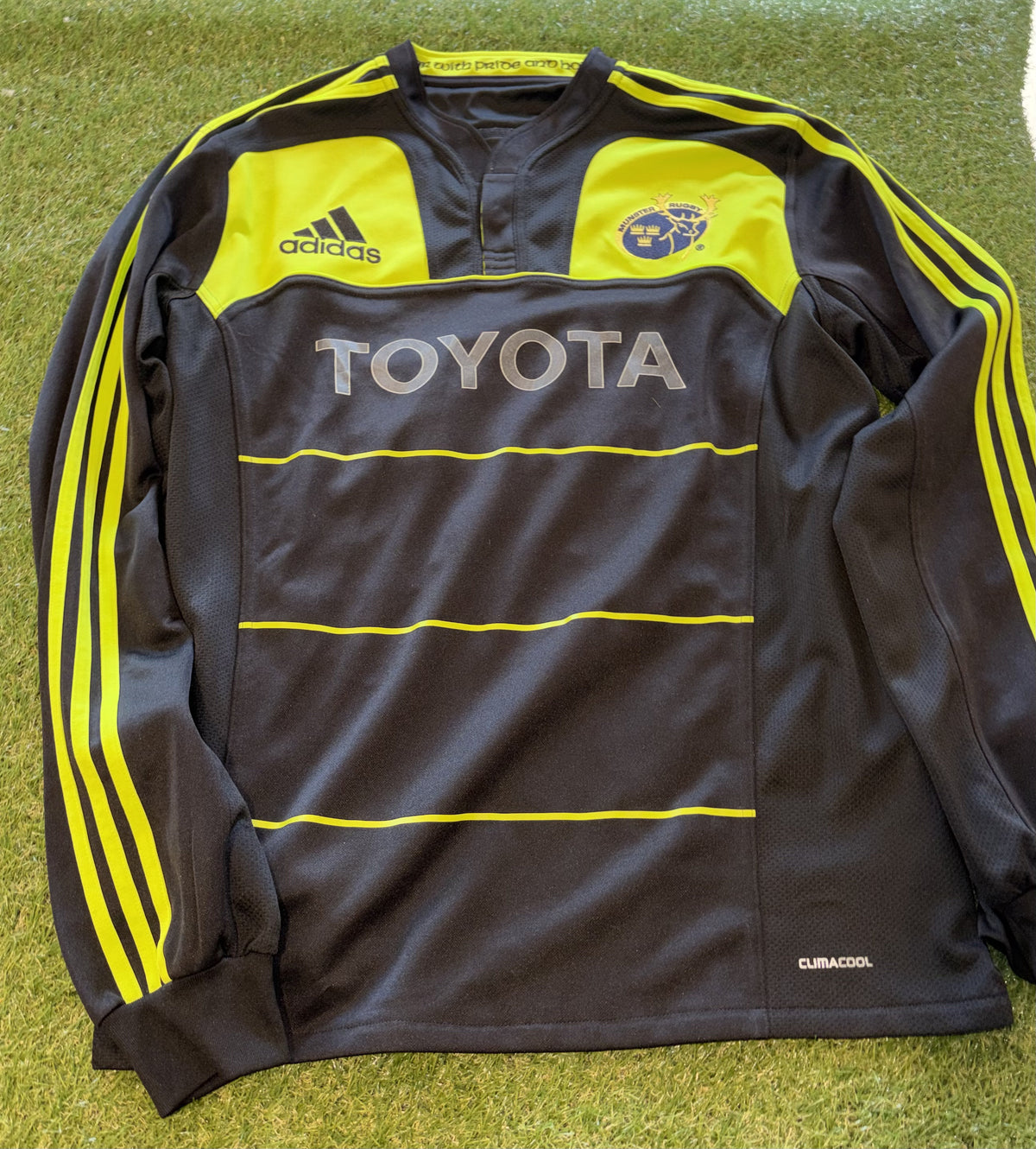 Long Sleeve Munster Rugby Away Jersey - Adidas - Size XL